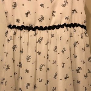 White Dress for Girls with Hair Bow Prints